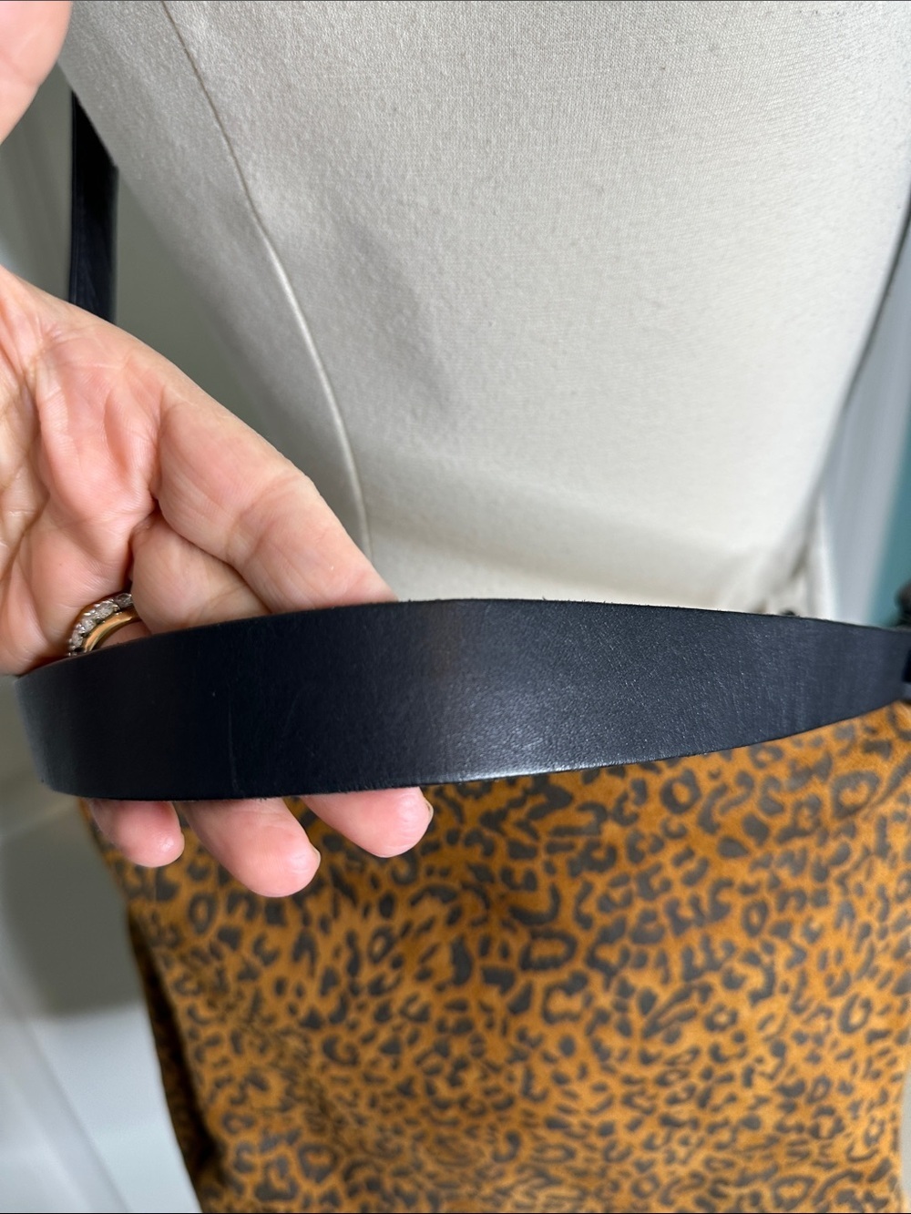 Daniella Lehavi leopard-print suede shoulder/crossbody bag - Picture 10 of 12